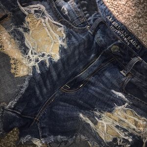 AMERICAN EAGLE LACE SHORTS